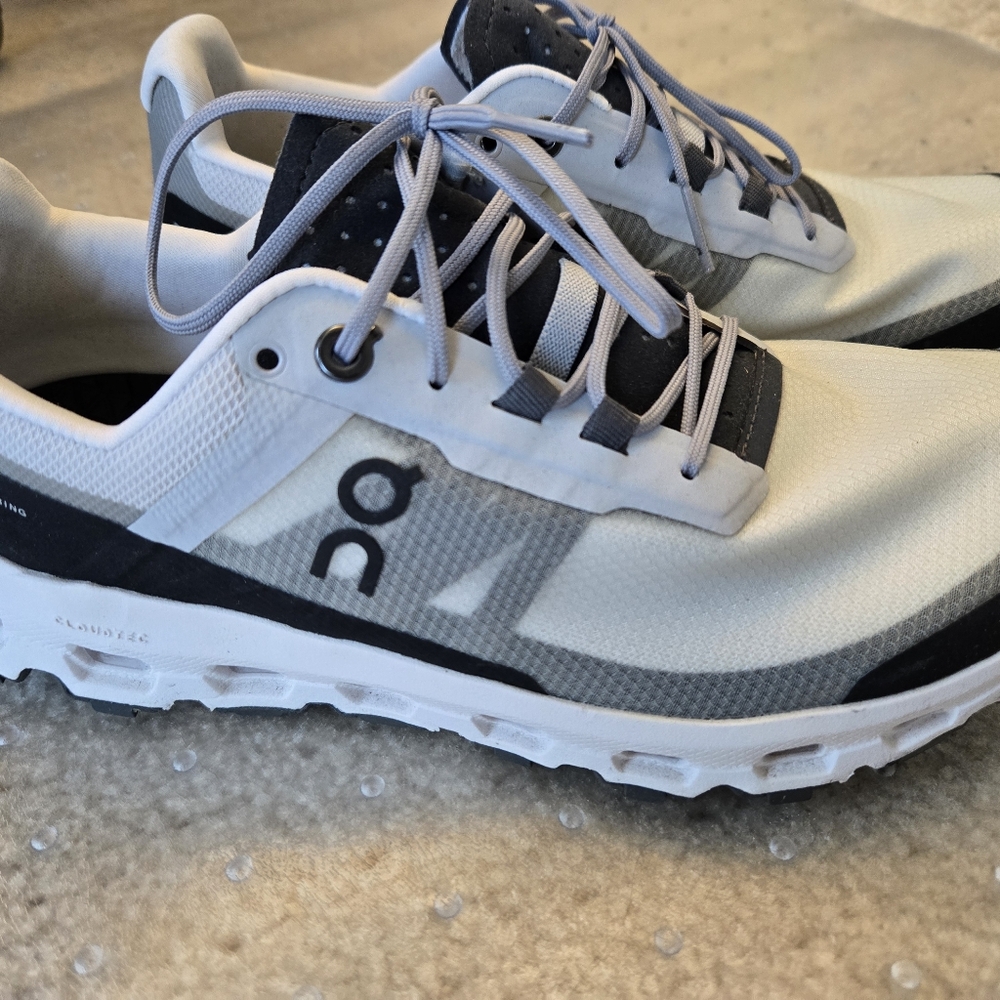 ON CLOUD CLOUDVISTA Glacier Black Running Shoes Sneakers Sz 8 Womens